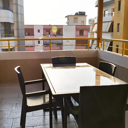 Lux * Vlorë